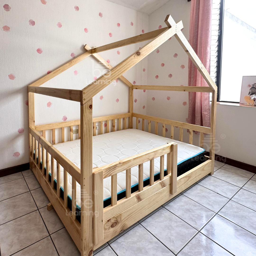 Cama Casita con tipi (Con barandas)