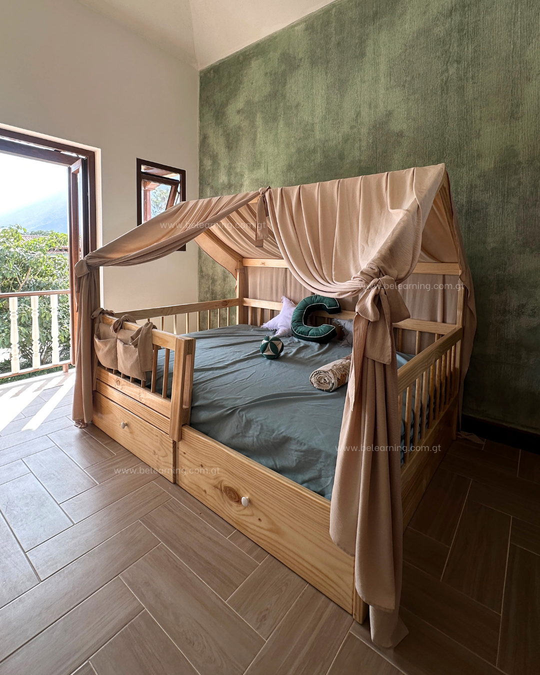 cama casita con gavetas